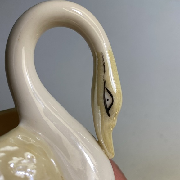 Vintage Belleek Ireland Swan Porcelain Creamer - Picture 9 of 10